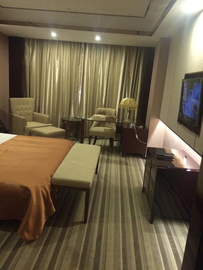 Wuxi Xinwang Hotel Екстериор снимка
